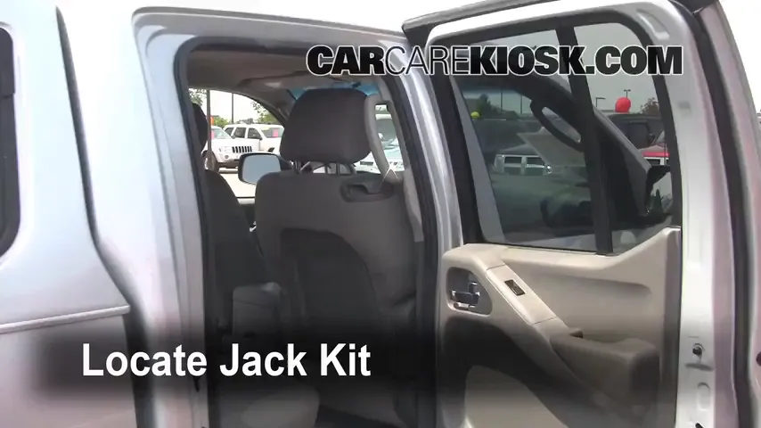 2009 Nissan Frontier LE 4.0L V6 Crew Cab Pickup Tires & Wheels Change a Flat Tire